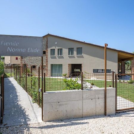 Fienile Nonna Elide Hotell Altivole  Exteriör bild