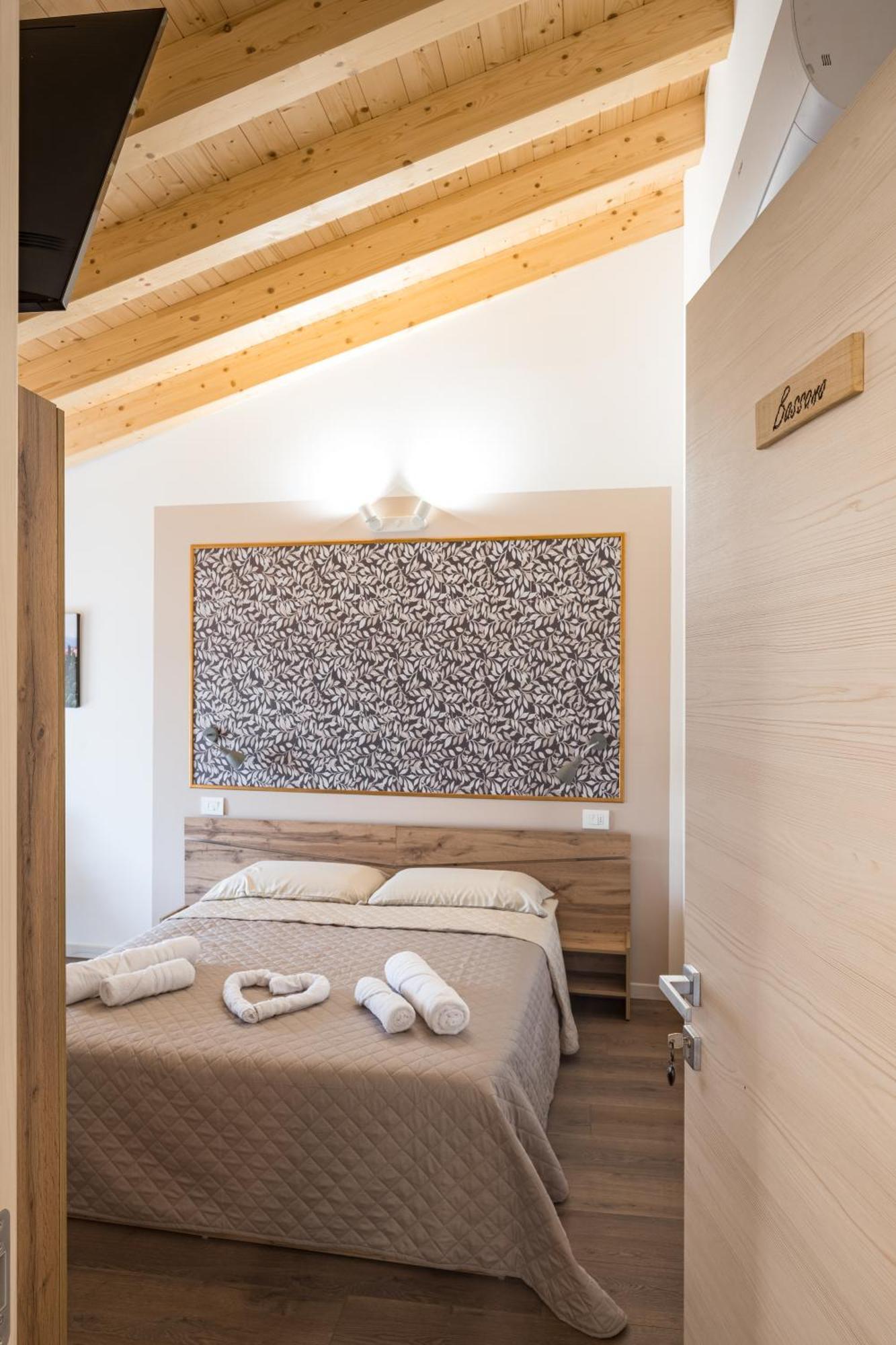 Fienile Nonna Elide Hotell Altivole  Exteriör bild